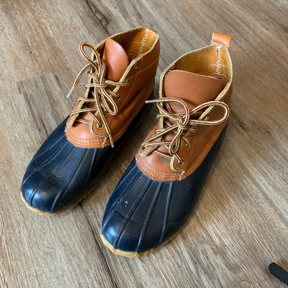 Eddie Bauer waterproof leather hunting duck boots - size 9 womens